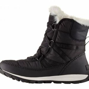 Sorel Whitney Short Lace Faux Fur Cold Weather Black Boots